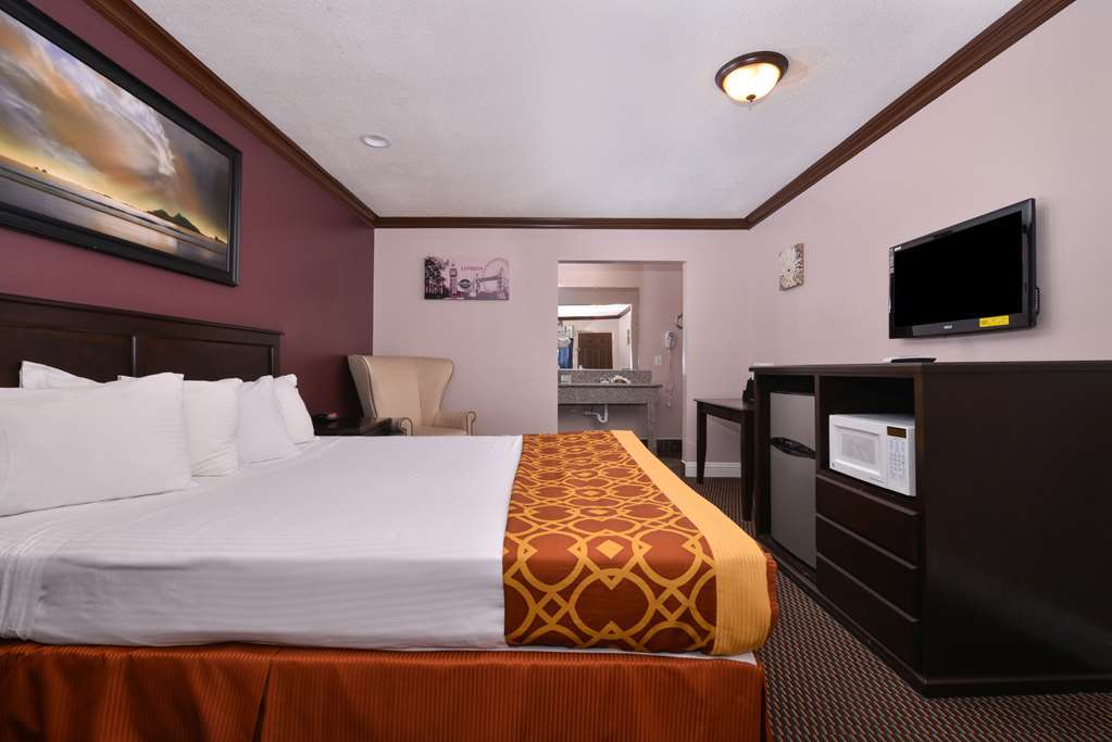Americas Best Value Inn Corona Pokoj fotografie