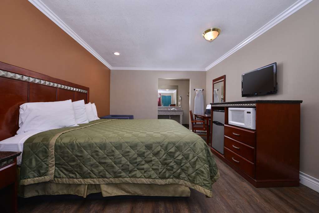 Americas Best Value Inn Corona Pokoj fotografie