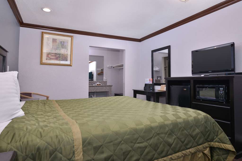 Americas Best Value Inn Corona Pokoj fotografie