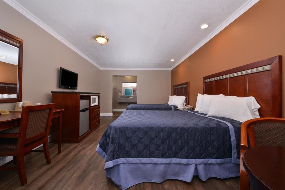 Americas Best Value Inn Corona Exteriér fotografie